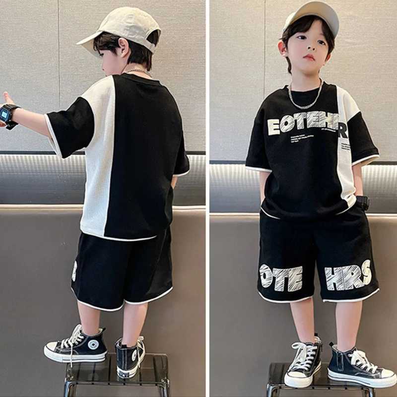 New Summer Teenagers Boys ClothSets Child Fashion Letter Top and Shorts 2PCS Kids Tracksuit 4 5 6 7 8 9 10 12 13 14 Years J250403