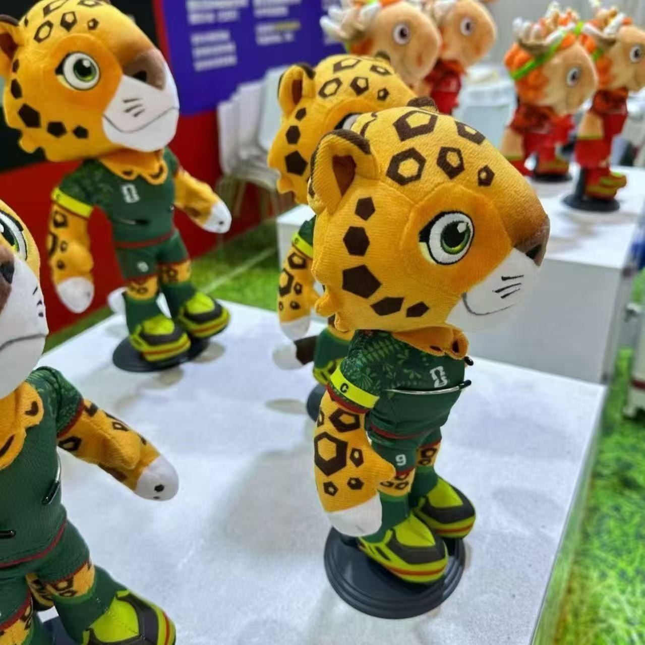 Wholesale 25cm Football mascot Dolls Christmas Gift Party Favor