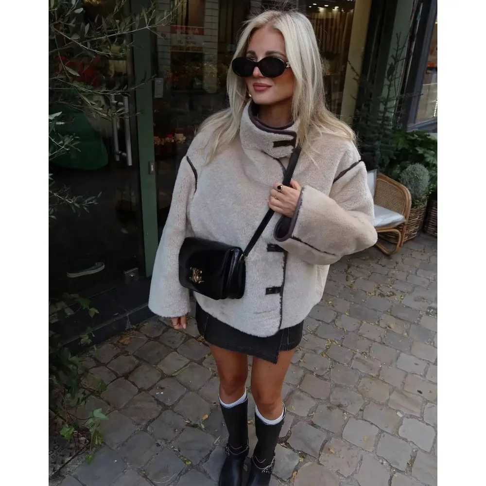 Turtleneck Fleece Woman Top Coats Female Thick Warm Loose New Outerwear Ladies Beige Long Sleeve Casual Jackets J251103