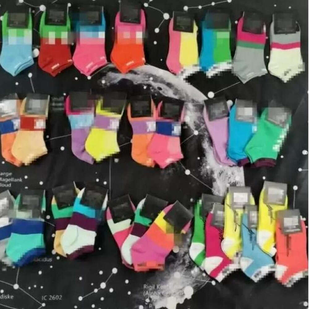 Multicolor Ankle Socks With Cardboad Tags Sports Cheerleaders Black pink Short Sock Girls Women Cotton Sports Socks Skateboard Sneaker FY7268