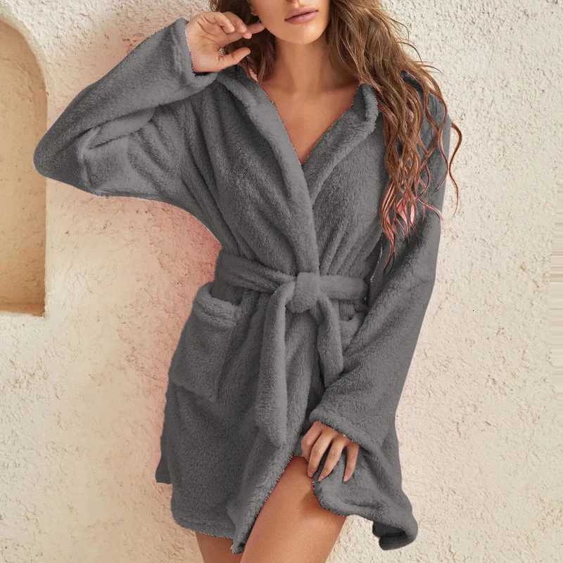 Winter Women Bath Robe Fluffy Plush Pyjamas Ladies Sexy Hooded Dressing Solid Color Gown Warm Bathrobe Female loungewear C251104
