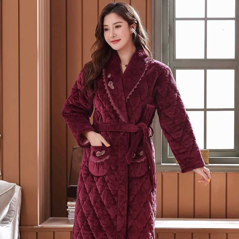 Coral fleece female bathrobe thick 3 layers quilted flannel bathrobe winter autumn thicken terry women long robe chinese kimono C251104