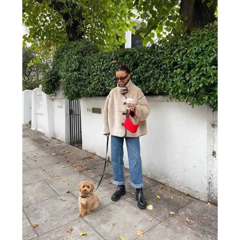 Turtleneck Fleece Woman Top Coats Female Thick Warm Loose New Outerwear Ladies Beige Long Sleeve Casual Jackets J251103