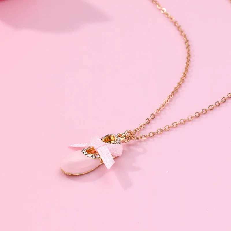 Luoluobaby 1 Pcs Cute Ballet Shoes Pendant Necklace for Kids Girls Friendship BFF Necklaces Best Friend Jewelry GiftsXJ251104