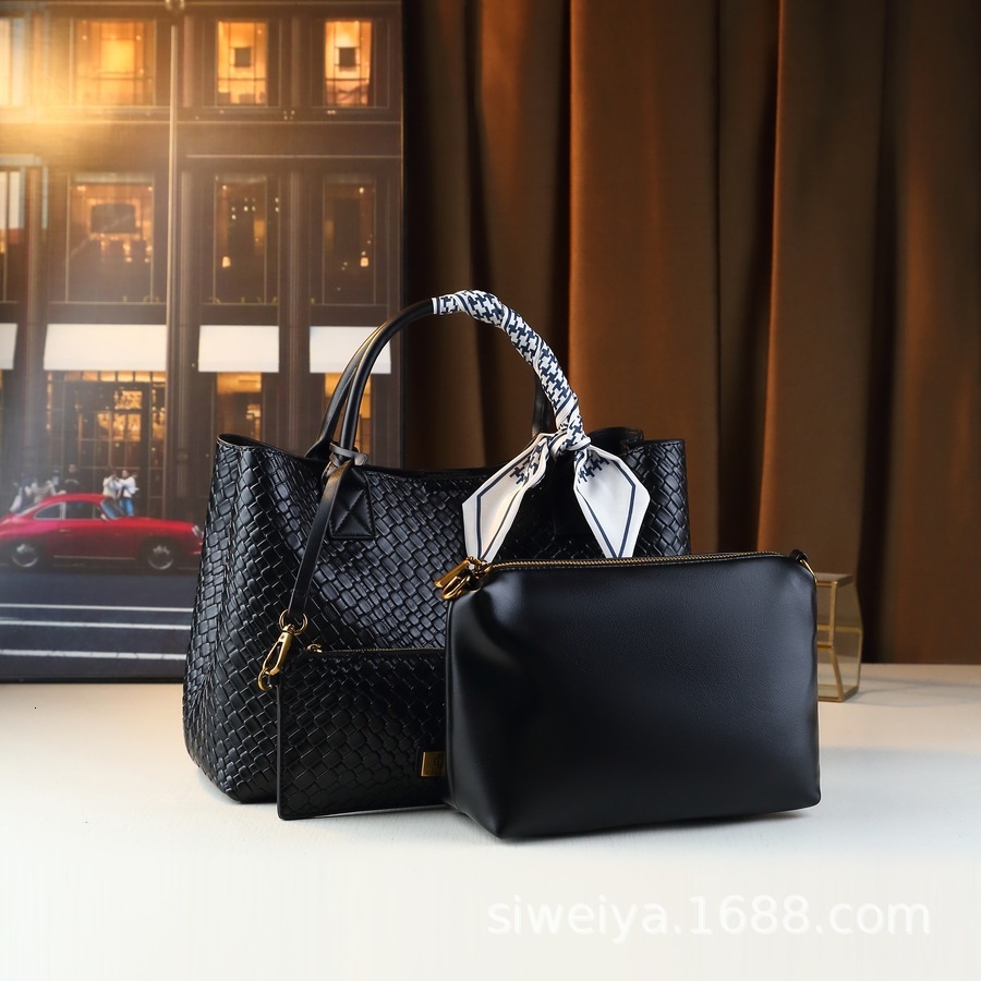 New High-End Woven Hand-Held Women's Large Capacity Tote Mother Simple And Versatile Vegetable Basket Bag, Trendy