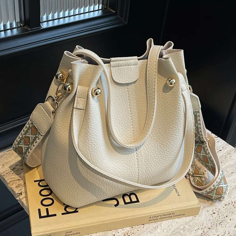 2025 Spring/Summer Korean High end Multi functional Bucket Bag New Broadband Single Shoulder Crossbody Bag Designer Women's Handbag Trendy Crossb
