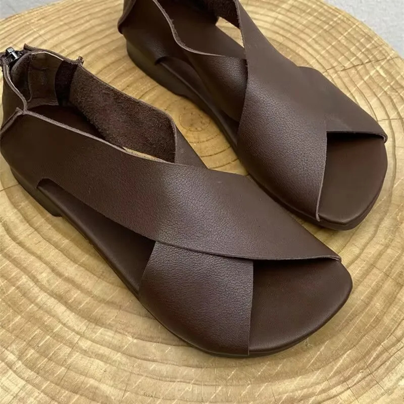 Classics Summer Women Sandals Casual Beach Simple Sandals Solid Color Leather Female Retro Soft Non-slip Roman Ladies Shoes 250411