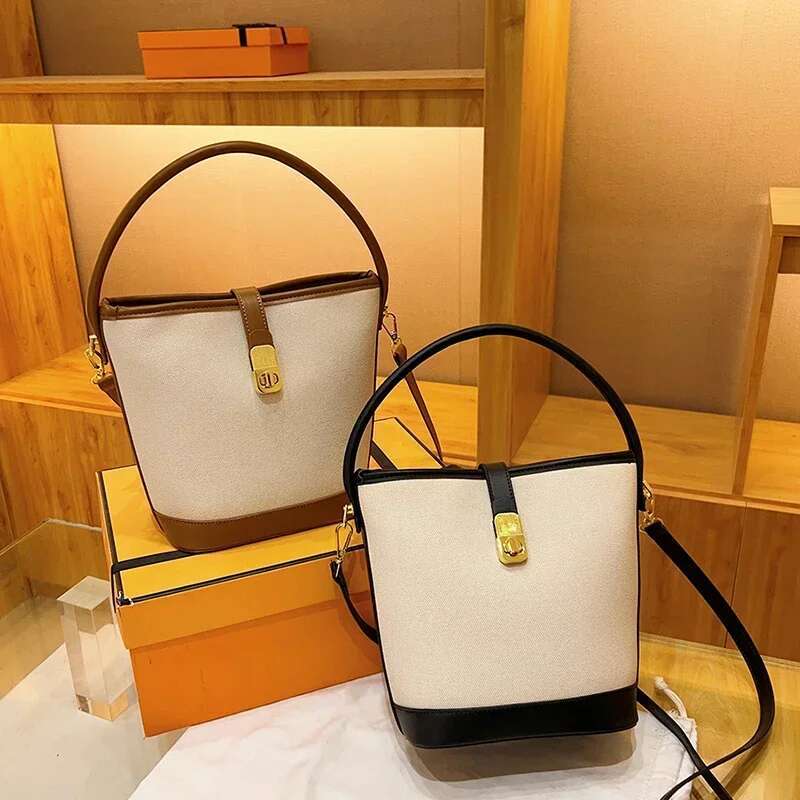 Light PU Zipper Buckle Bucket Shoulder Bag Fashion Casual Large Capacity Handbag 2025 Hot Sale New Youth Bags For Women
