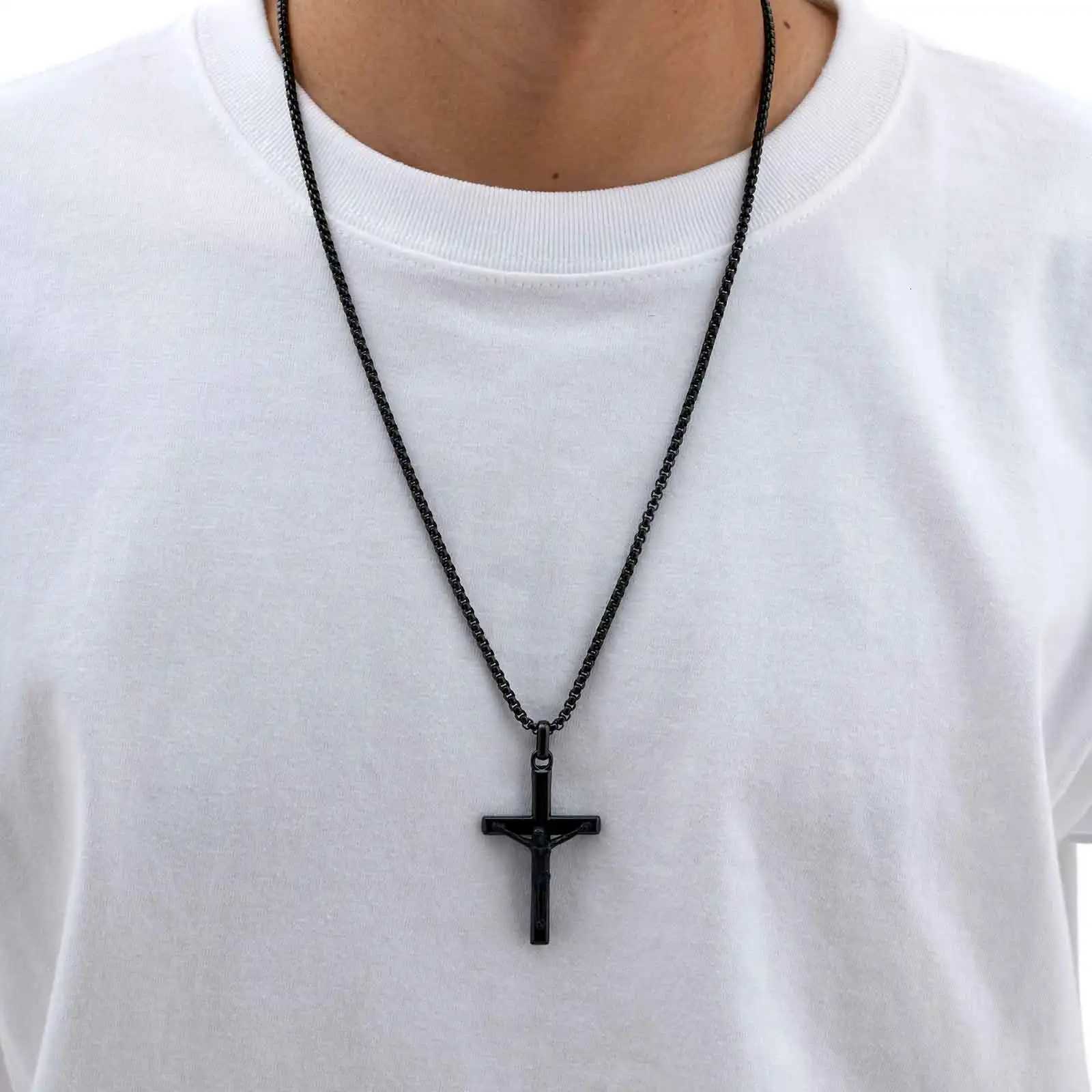 Vnox Classic Cross Pendant Necklace Stainless Steel Holy Jesus Cross Pendant Catholic Gift For MenXJ251104
