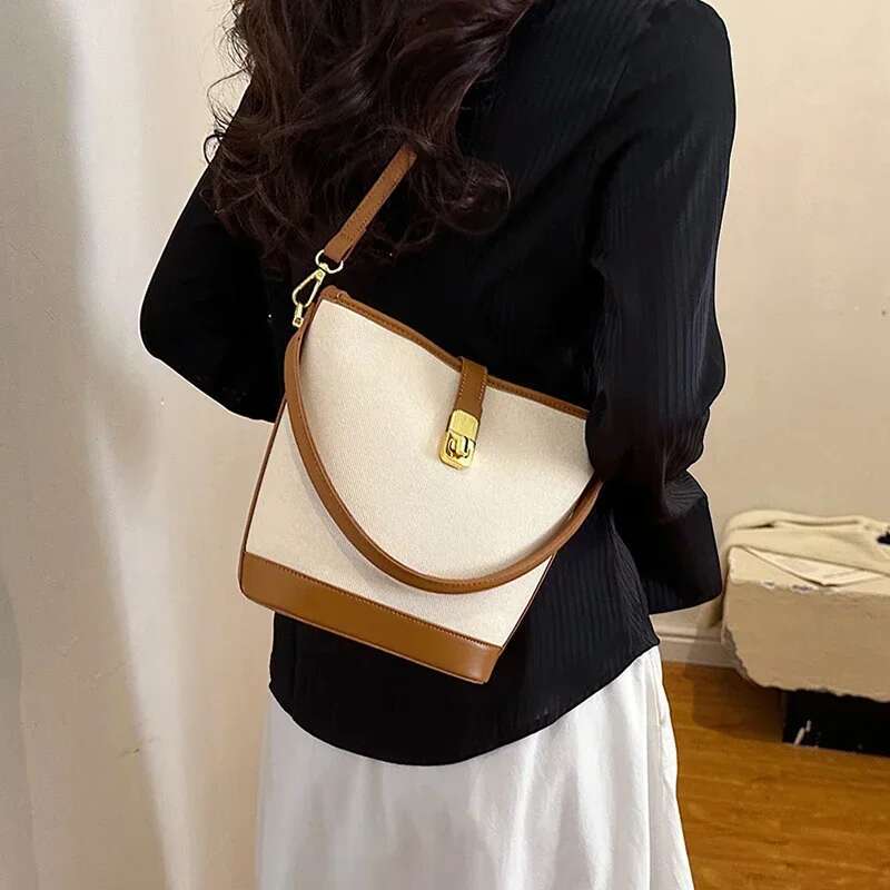 Light PU Zipper Buckle Bucket Shoulder Bag Fashion Casual Large Capacity Handbag 2025 Hot Sale New Youth Bags For Women