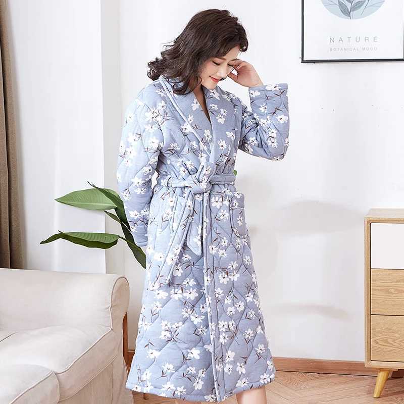 Peignoir Homme Women Robe Winter Warm Cotton Quilted Womens Bathrobe Nightgown Dressing Gown Sleepwear Female Home Clothing C251104