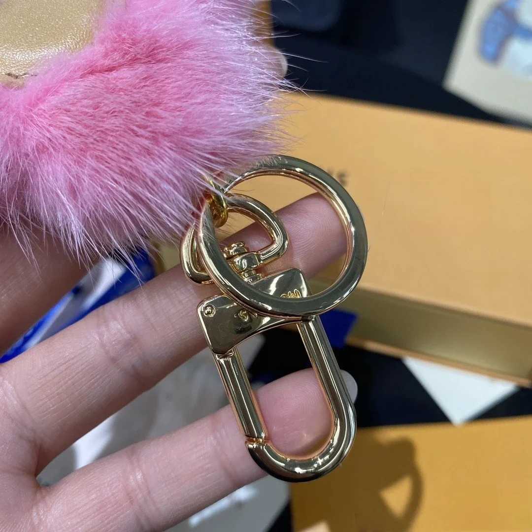 2025 new handmade cartoon plush keychain three-dimensional exquisite cute bag pendant couple model C251104