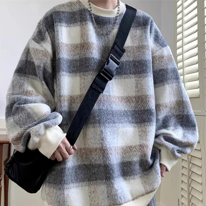 Autumn Plaid wool round neck sweatshirt for men Y2K retro gradient striped pullover hoodie High Street loose knit clothing 250321