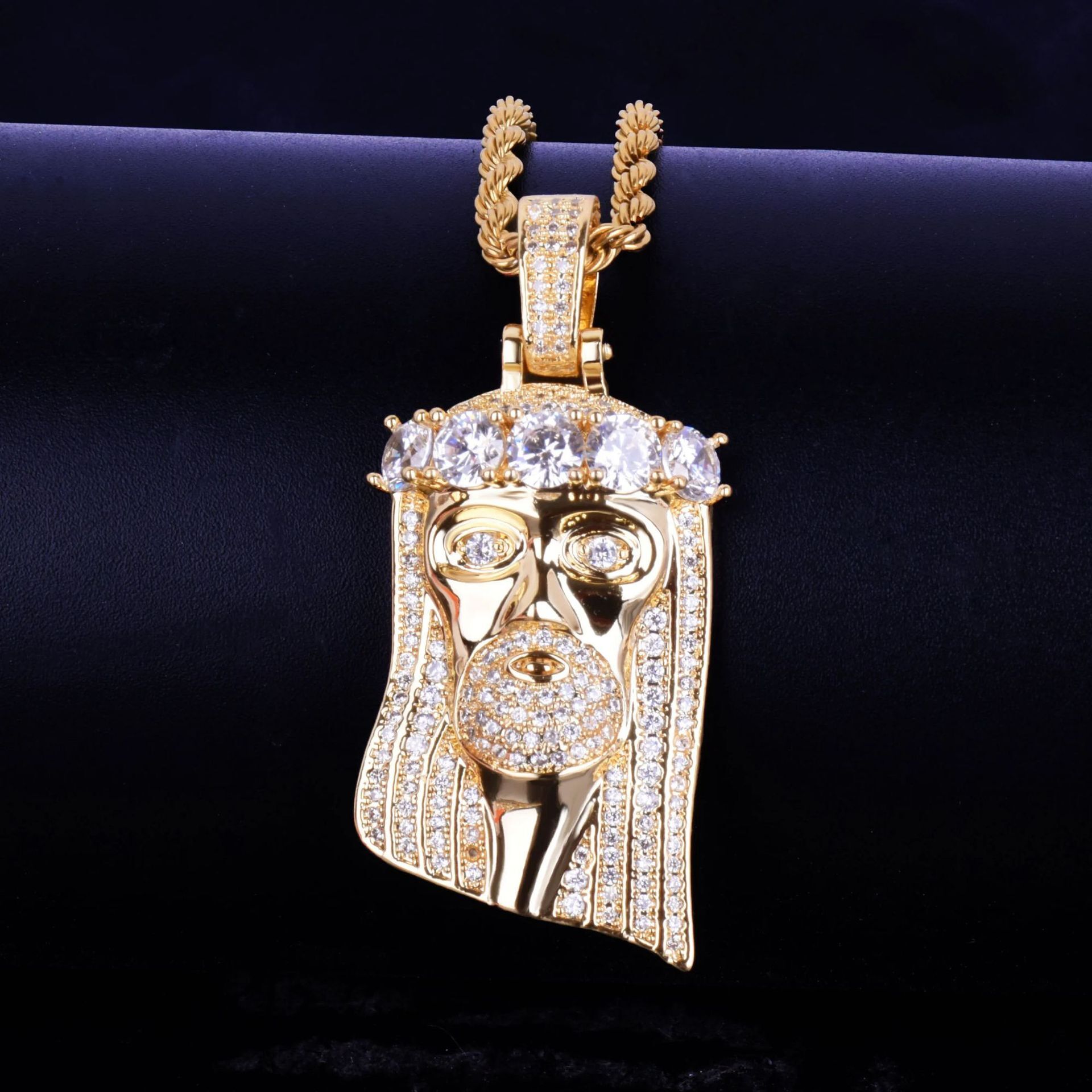 HipHop Small Jesus Pendant Necklace Mens S925 silver Inlaid Moissanite HipHop Trendy Jewelry