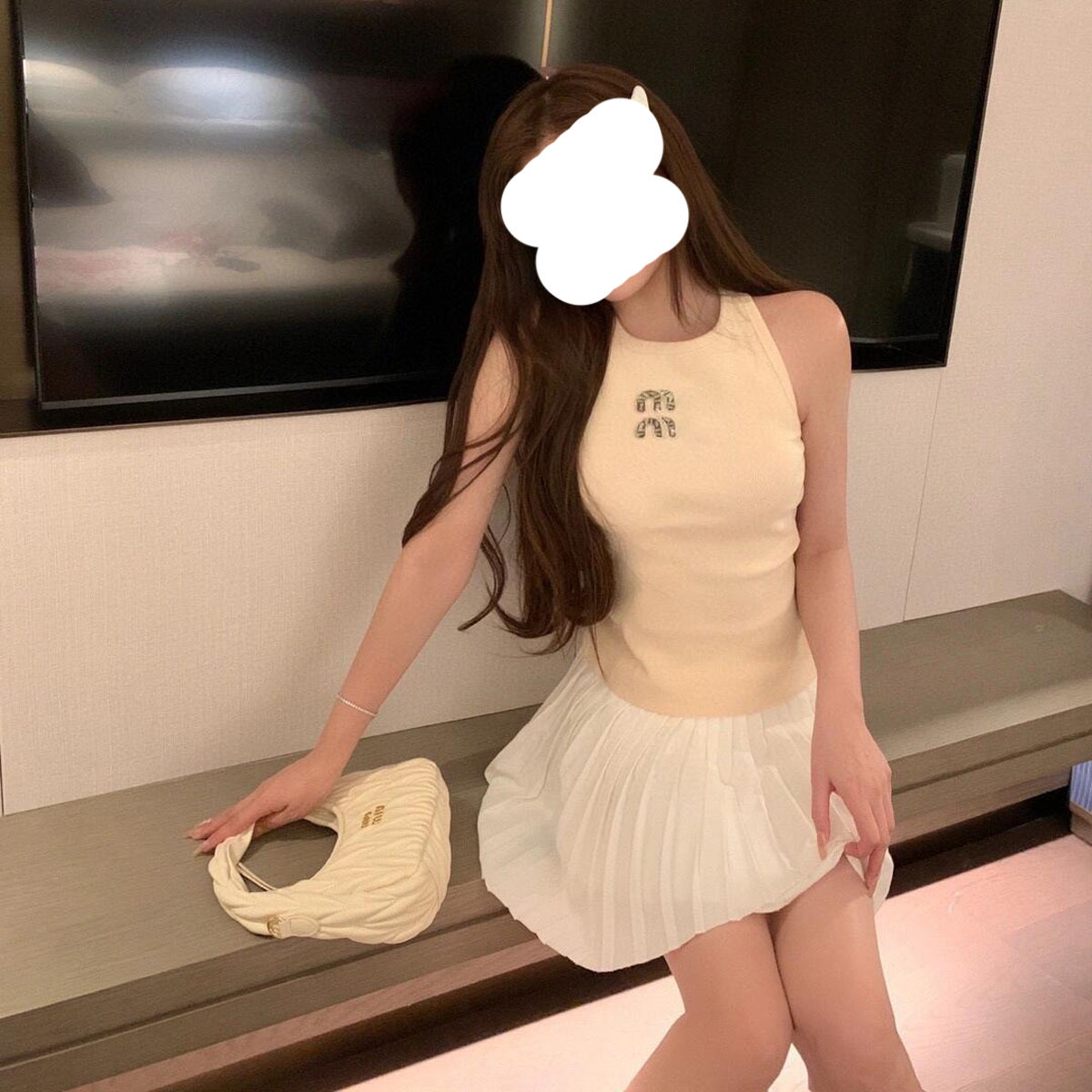 MM limited edition short vest women's beige color diamond exposed navel outfit simple and versatile trendy brand basic suspender bottom