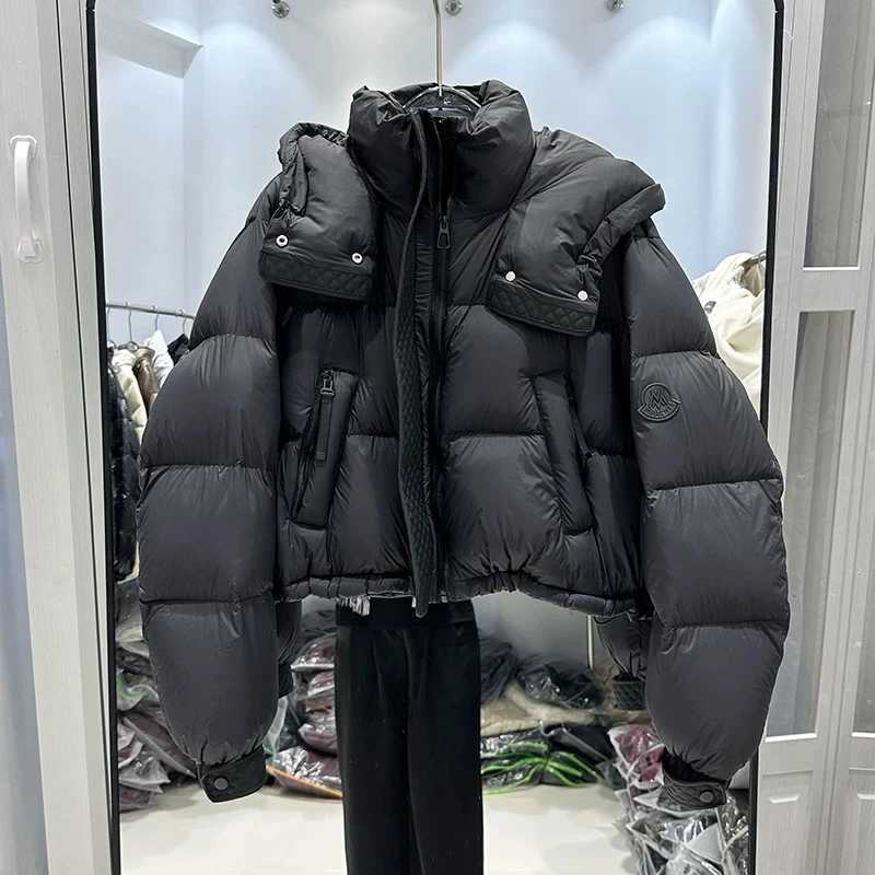 Winter Short Hooded Solid Down Jacket Female Zipper Pocket Fluffy Quilted Jacket Women White Duck Down Loose Puff Parker Outwear J251104
