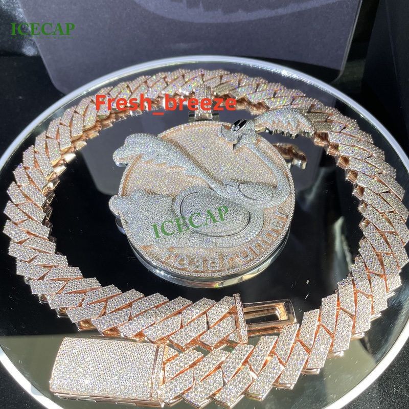 Road Runner Charm Custom Cartoon Character Iced Out Moissanite Pendant Hiphop Jewely Sterling Silver Two Tone Diamond Pendant