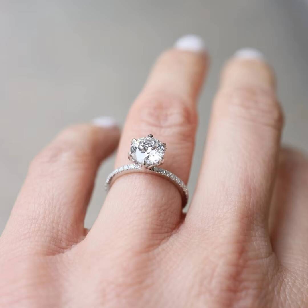 Elegant VVS Moissanite Solitaire Ring for Women 14K/18K White Gold 6 Prongs 65MM 2CT 3CT Round Cut GRA Certificate