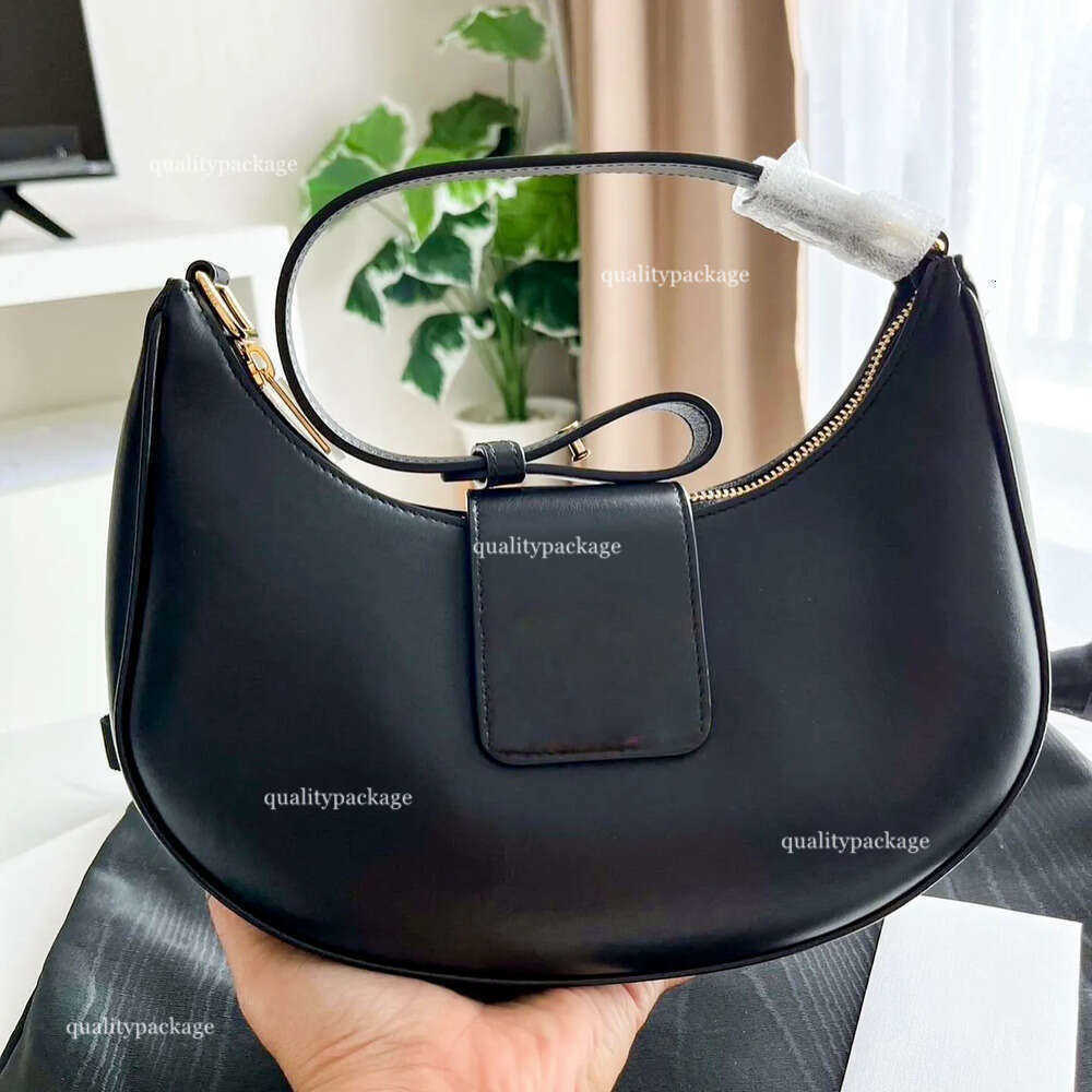 Triomphes Bag Shoulder Bags Handbag Man Womens Clutch Baguette Designer Ce Bag Tote Strap Leather S Envelope Flap Travel Satchel Underarm Crossbody Bags