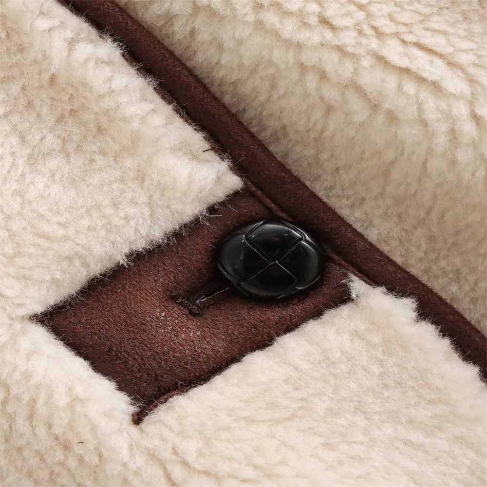 Winter new womens loose design slimming and versatile inlaid fleece loose short jacket J251103