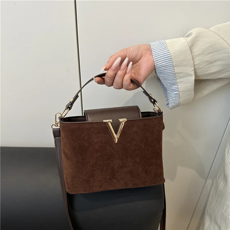 Fashionable Mini Suede Womens Bag Faux Tote Hardware Lock Buckle Decoration Handbag Purse Shoulder Cross Body Bags 251103