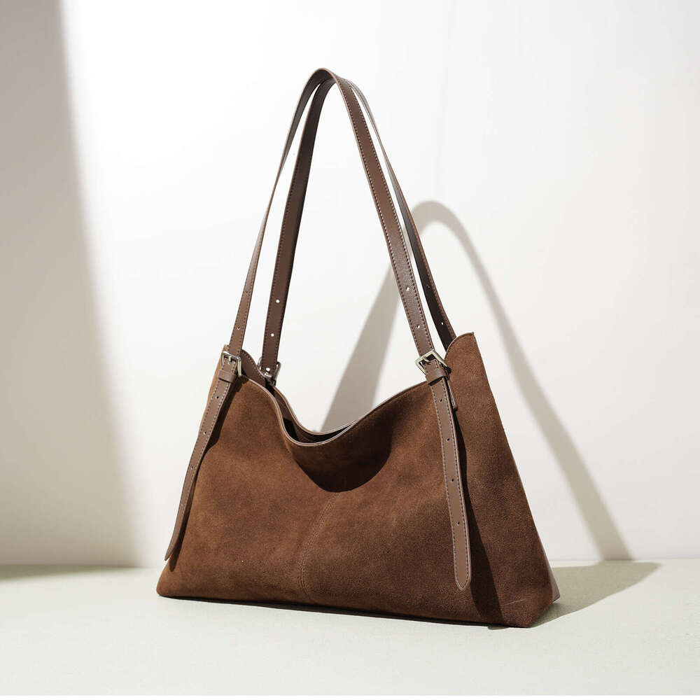 Luxury Bags Designer's New Autumn and Winter Fashion Large Capacity Leather Handbag Korean Version Simple Minority One Shoulder Women's Hand