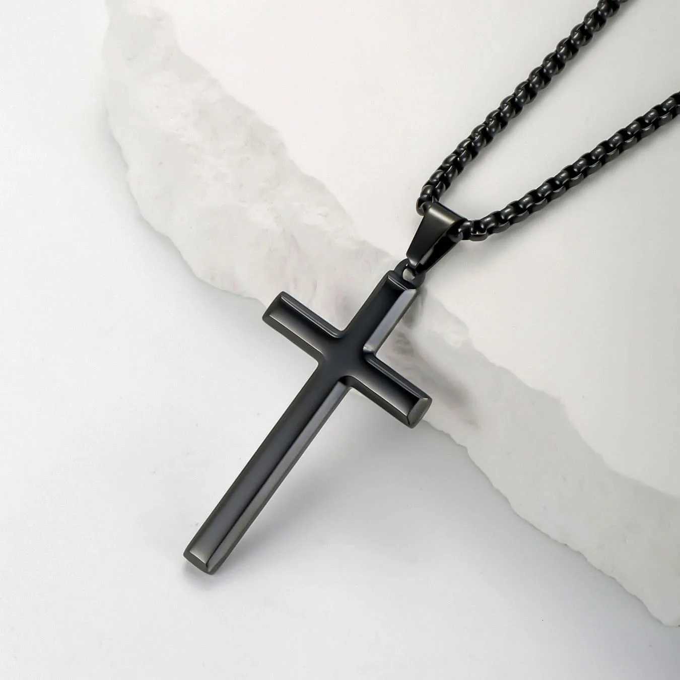 Collier Homme Spiritual Male Minimalism Stainless Steel Necklace Mans Jesus Cross Necklace for Man Collar HombreXJ251104