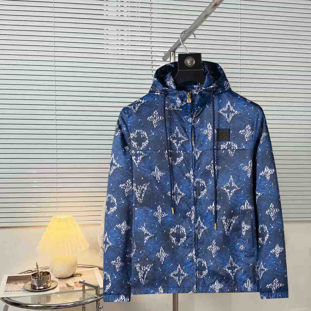 Men's Hooded jackets Thin designer sun protection trench coats Women's monogrammed winter coats Luxury hip hop designer Jackets Size M-3XL