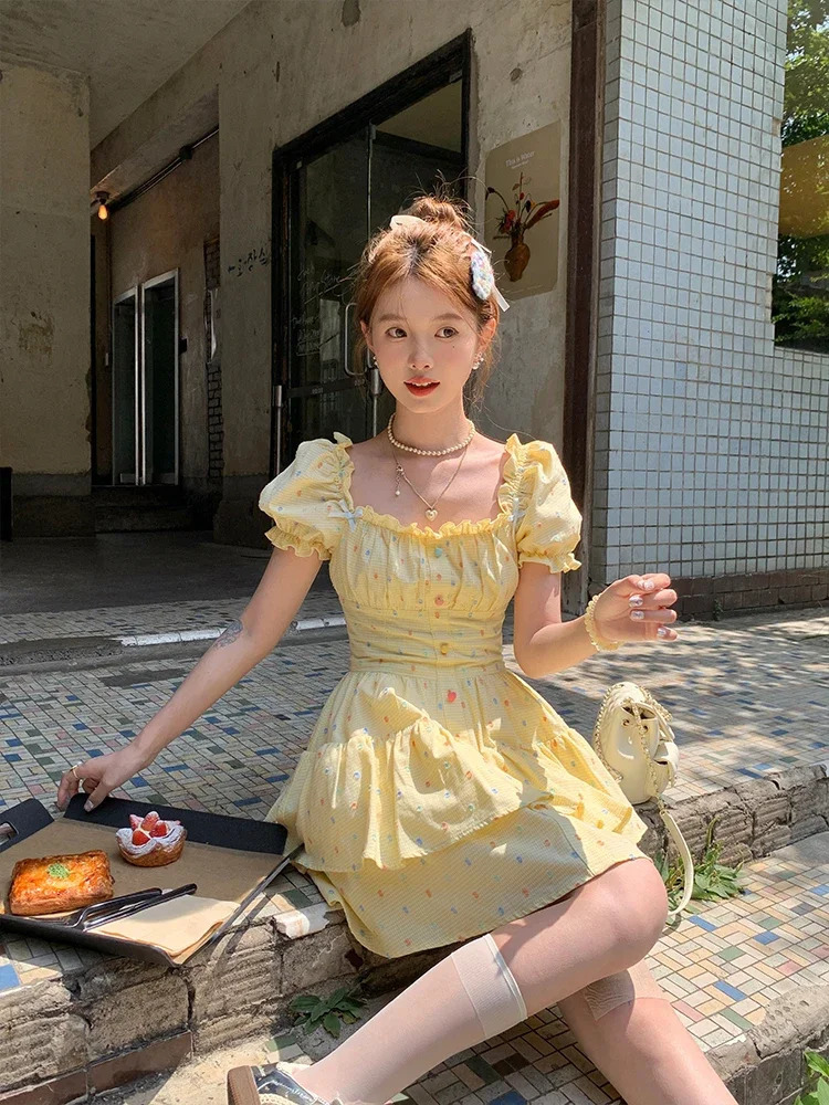 High Quality Selling Yellow Square Neck Bubble Sleeve Polka Dot Dress Women French Sweet Waist Cinching Dress Vestido Y2k 250403