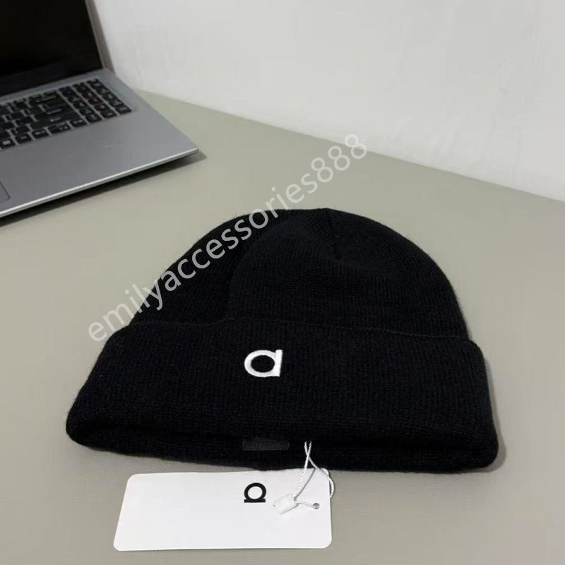 Yoga designer beanie hat knitted winter bonnet woolen women men chunky knit thick warm beanies hats female bonnets skull cap