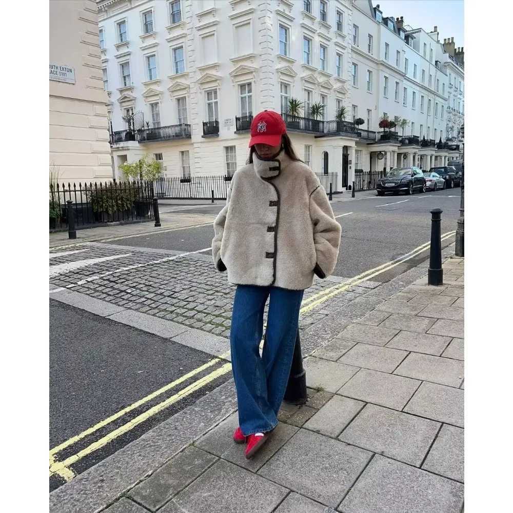 Turtleneck Fleece Woman Top Coats Female Thick Warm Loose New Outerwear Ladies Beige Long Sleeve Casual Jackets J251103