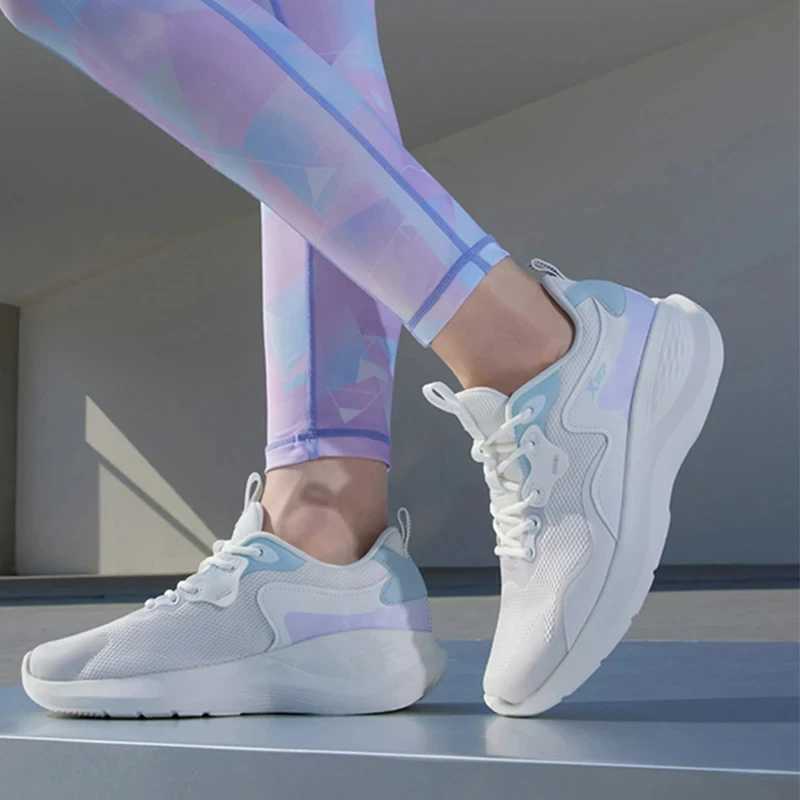 Xtep Xingyun Womens Running Shoes 2020 Autumn Shock Absorbent Womens Sports Shoes Lightweight Casual Shoes 878118110031 Z250403