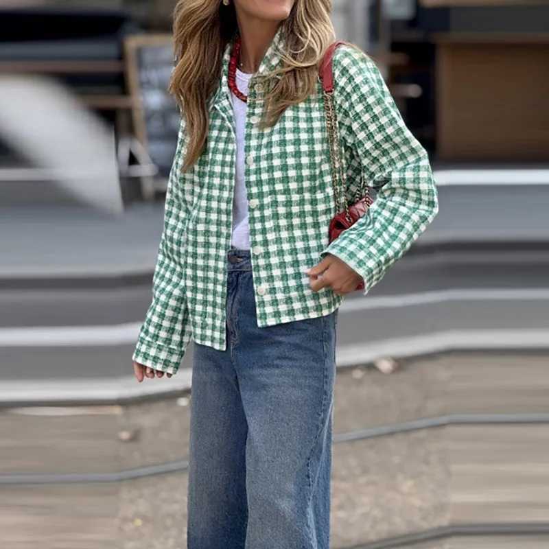 Autumn Fashion Lapel Collar Loose Short Coat Winter Elegant Plaid Print Jacket Button Commuter Women Casual Long Sleeve Cardigan J251103