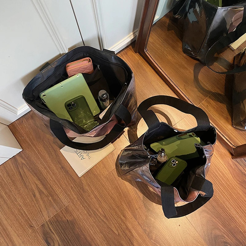 PVC Kraft Paper Shoulder BagPortrait Print Women Tote BagLarge Top-Handle HandbagWaterproof Shopping PouchStudent Schoolbag251104ww