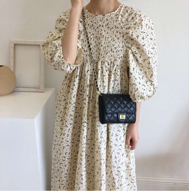 2025 New Fashion Women's Quilted Small Square Mini Chain Student Wallet Korean Style Crossbody Bag