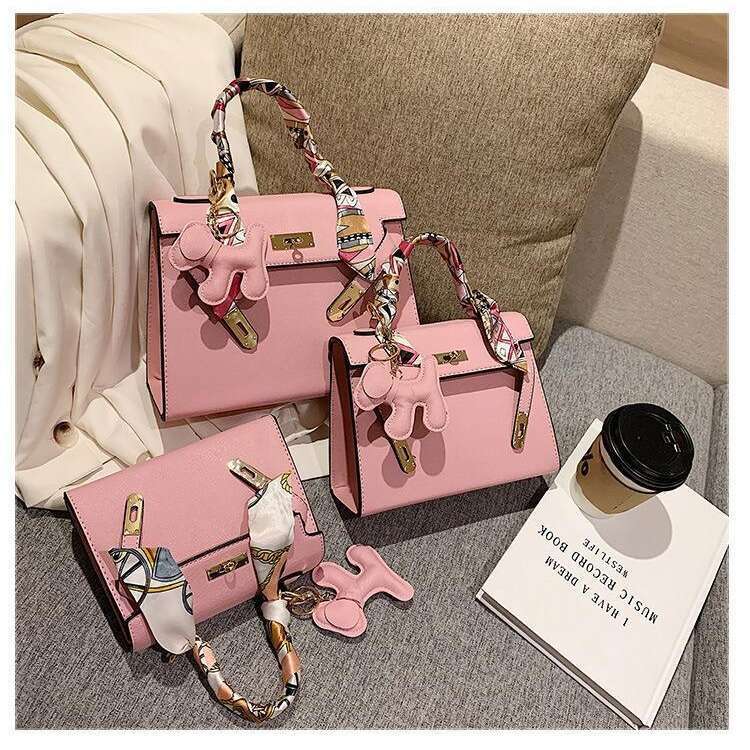Kelly Mini 2022 New Internet Celebrity Large Capacity Handbag Women's Style Versatile Bride Bag