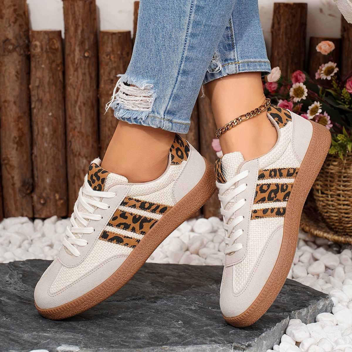 Women Sneakers 2025 New Fashion Luxury Designer Comfortable Shoes for Women Brand Classical Outdoor Sneakers Casual Women X251104