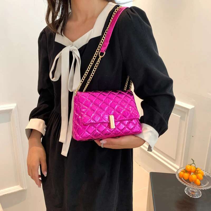 2025 New Laser Design Chevron Quilted Shoulder Designer Women's High Quality Embroidery Thread PU Leather Crossbody Bag2