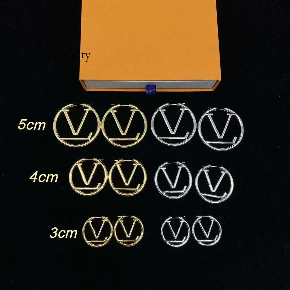 Classic Earrings Women Gold Designer Luxury Hoop Earrings Extravagant Studs 4cm Classic Simple Earring Steel Silver Letter Engagement Jewelry Valentine's Day