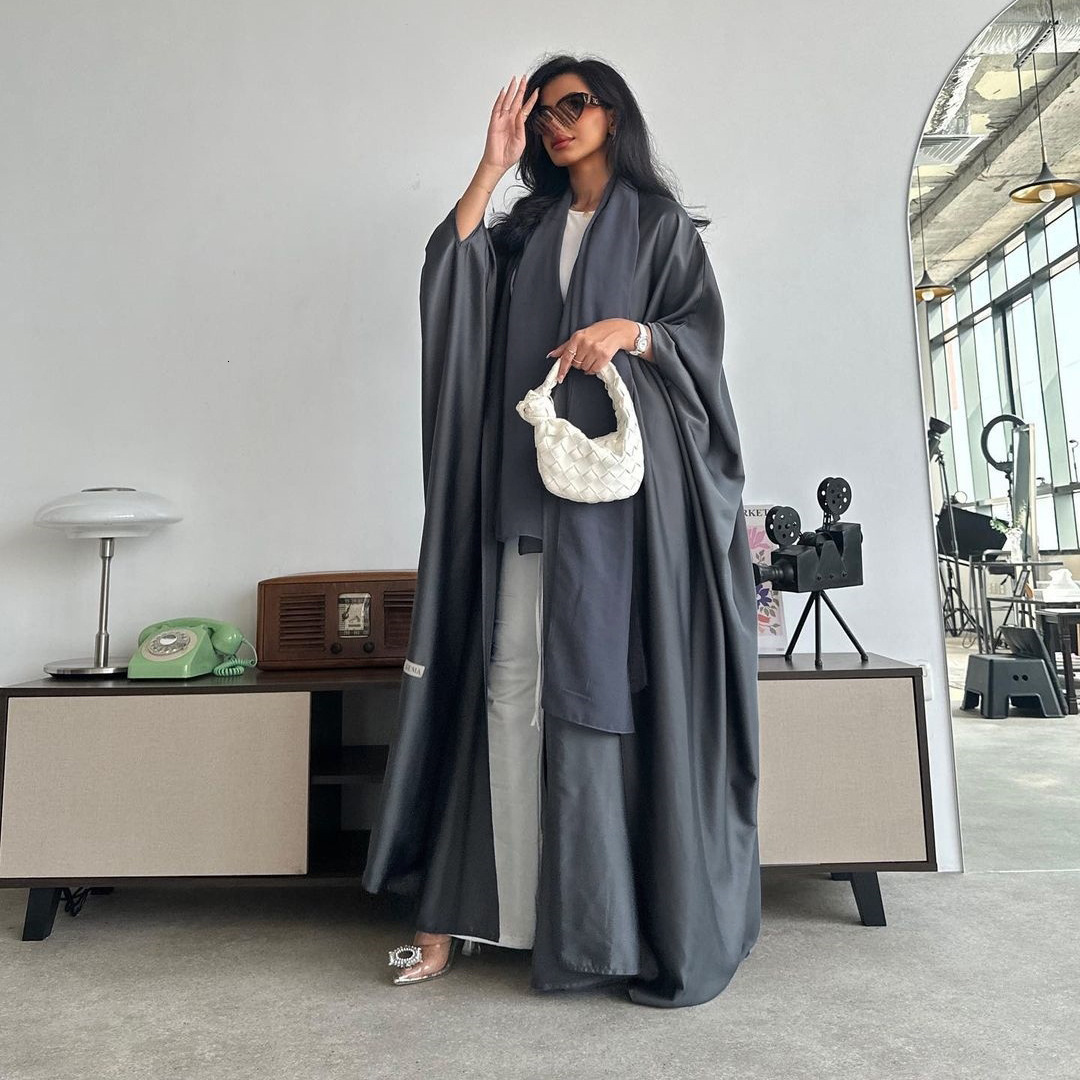 Solid Color Loose Robe Bat Sleeve Long Dubai Cardigan Abaya Waist Abaya Maxi Dresses Islamic Clothing