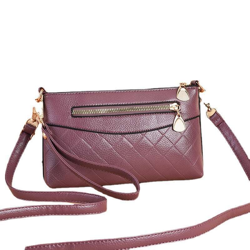 Middle aged 2022 new fashionable women's handbag Korean version simple change mom single shoulder crossbody bag