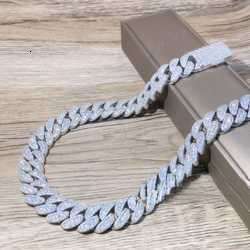 Durable Moissanite Cubic Zirconium Cuban Link Chain Necklace for Modern Men