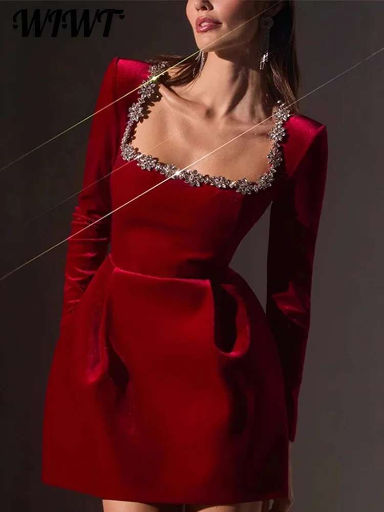 Slim Rhie Square Collar Dress Women Elegant Veet Long Sleeve High Waist A-E Mini Dresses 2025 New Lady Party Vestidos