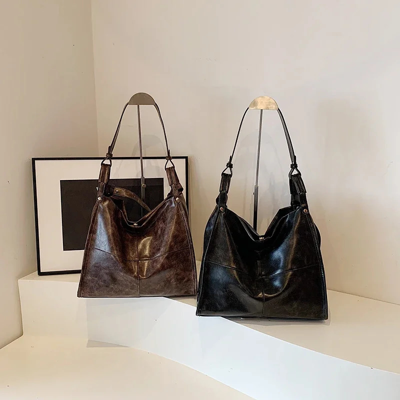 LEFTSIDE PU womens leather shoulder bag Y2K Korean fashion trend retro womens cross body bag womens handbag and wallet 250402