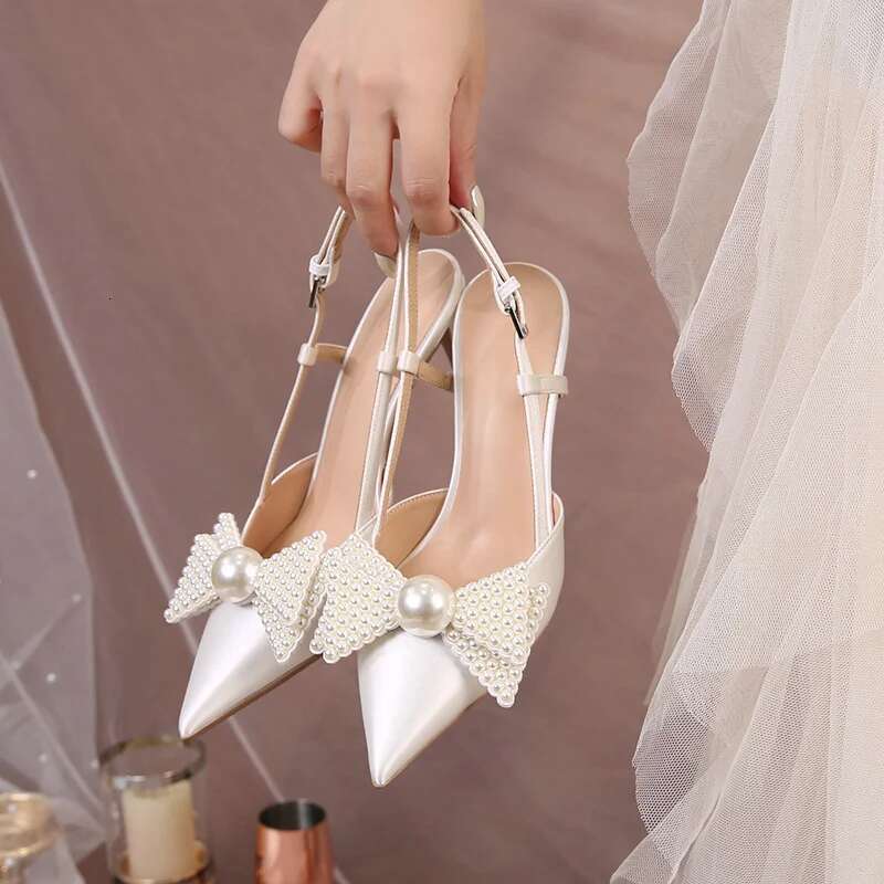 French Wedding Women 2025 New White Bridesmaid Shoes Bow High Heels Elegance Sandals