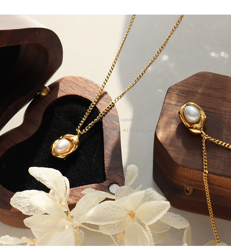 Water Pearl Necklace Charm 18k Gold Plated Chain Designer Jewelry Necklace Love Heart Pendants Fashion Jewelry for Woman Valentine Mother Day Birthday
