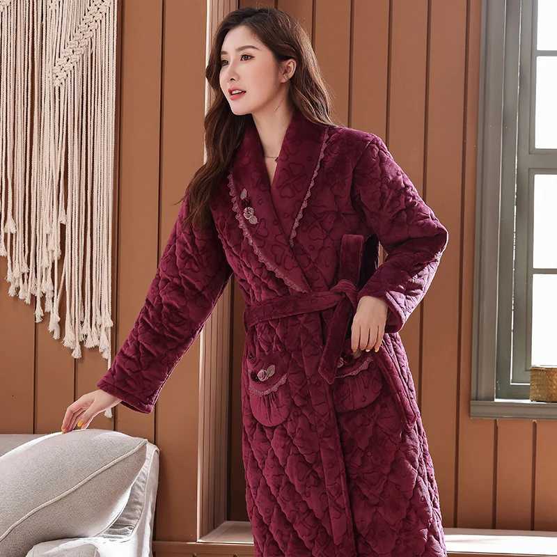 Coral fleece female bathrobe thick 3 layers quilted flannel bathrobe winter autumn thicken terry women long robe chinese kimono C251104
