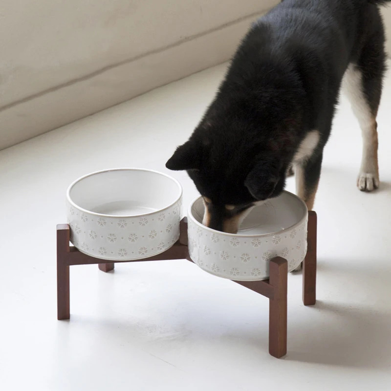 Ceramic Dog Bowl Set with Wooden Stand 1200ml 1800ml Anti Slip Pet Feeder for Medium Large Dogs Elevated Double Food Water Dish 251103