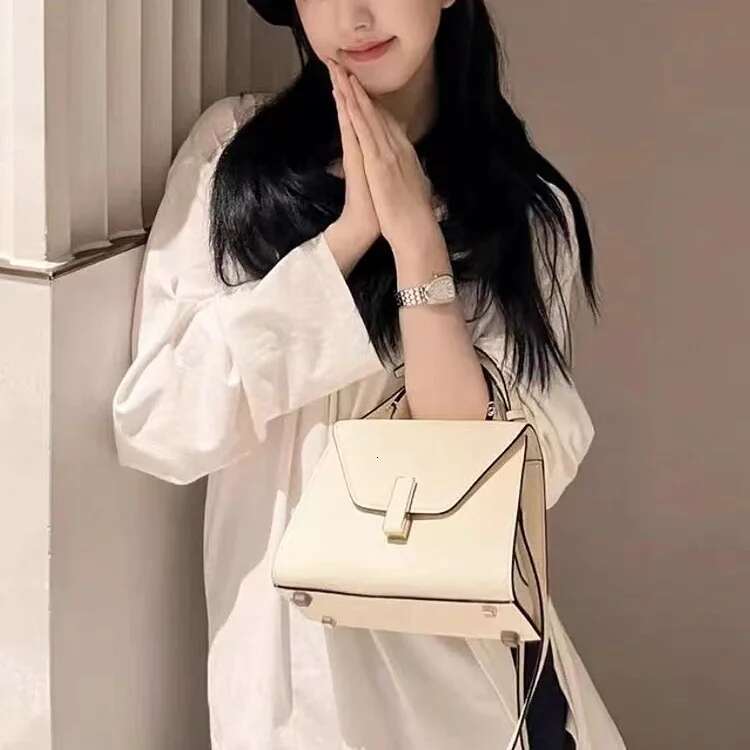 Leather Women's 2023 New Ladies Square Handbag Brand Designer Trendy Replica Shoulder Crossbody Messenger Bag Promotion