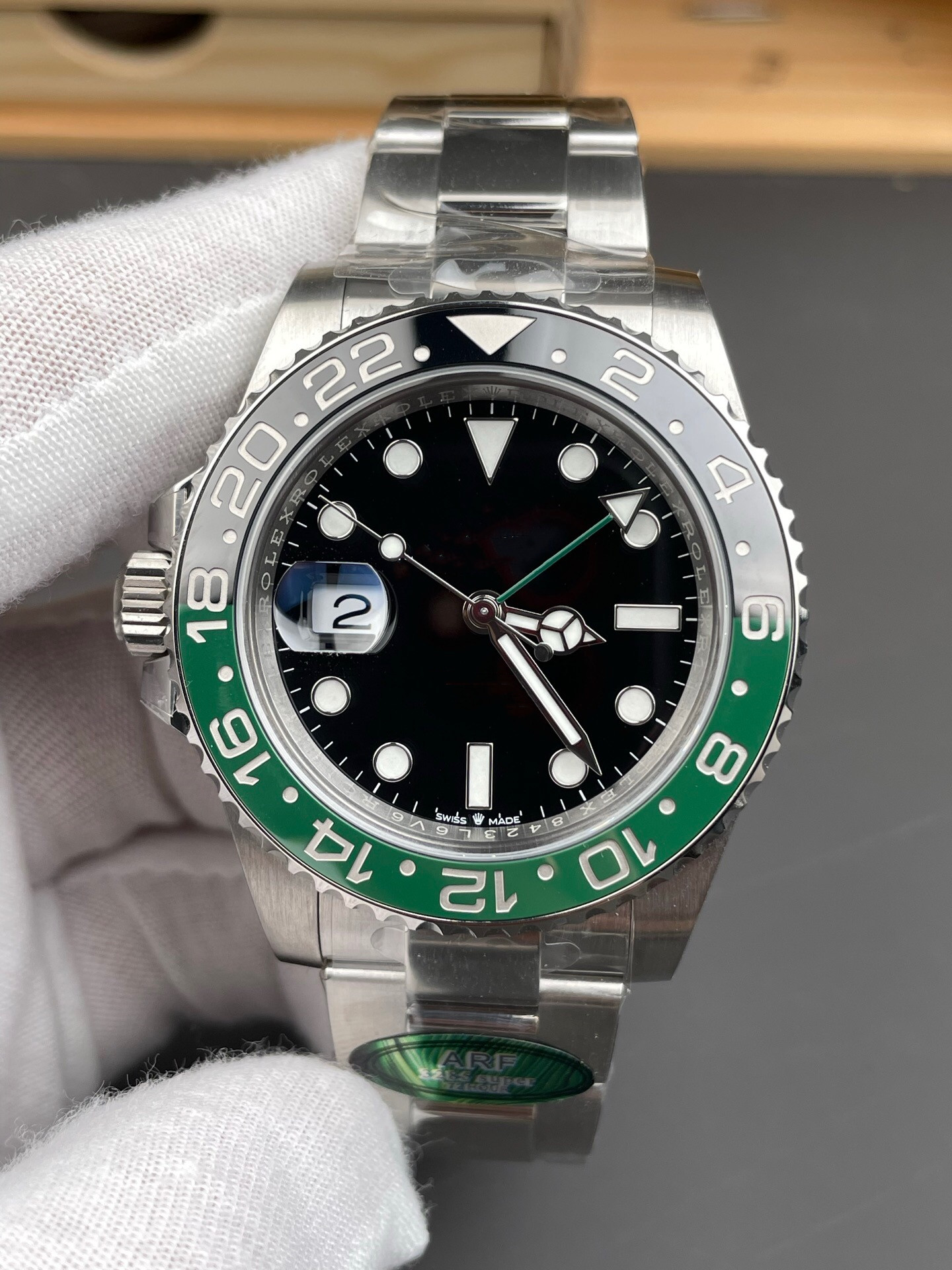 ARF Factory Fully automatic watch has a diameter of 40 mm with the GMT all-in-one 3285 movement sapphire glass mirror 904L steel case strap